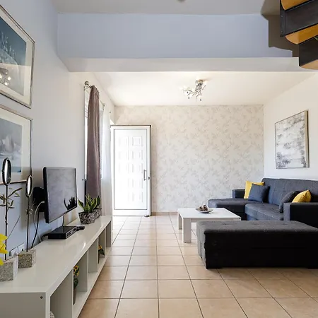 Aparthotel Evie's *
